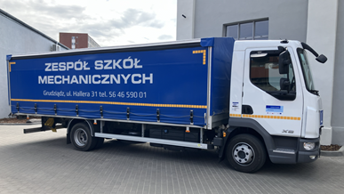 Samochód ciężarowy Zespołu Szkół Mechanicznych w Grudziądzu